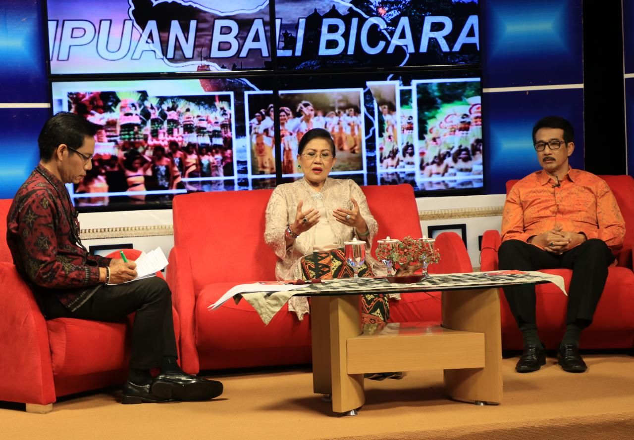 podiumnews.com-Ny. Putri Koster: Peran Orangtua Sangat Penting Dampingi Tumbuh Kembang Anak